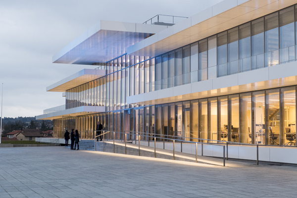 Biomérieux inaugure son nouveau campus à Marcy l'Etoile
