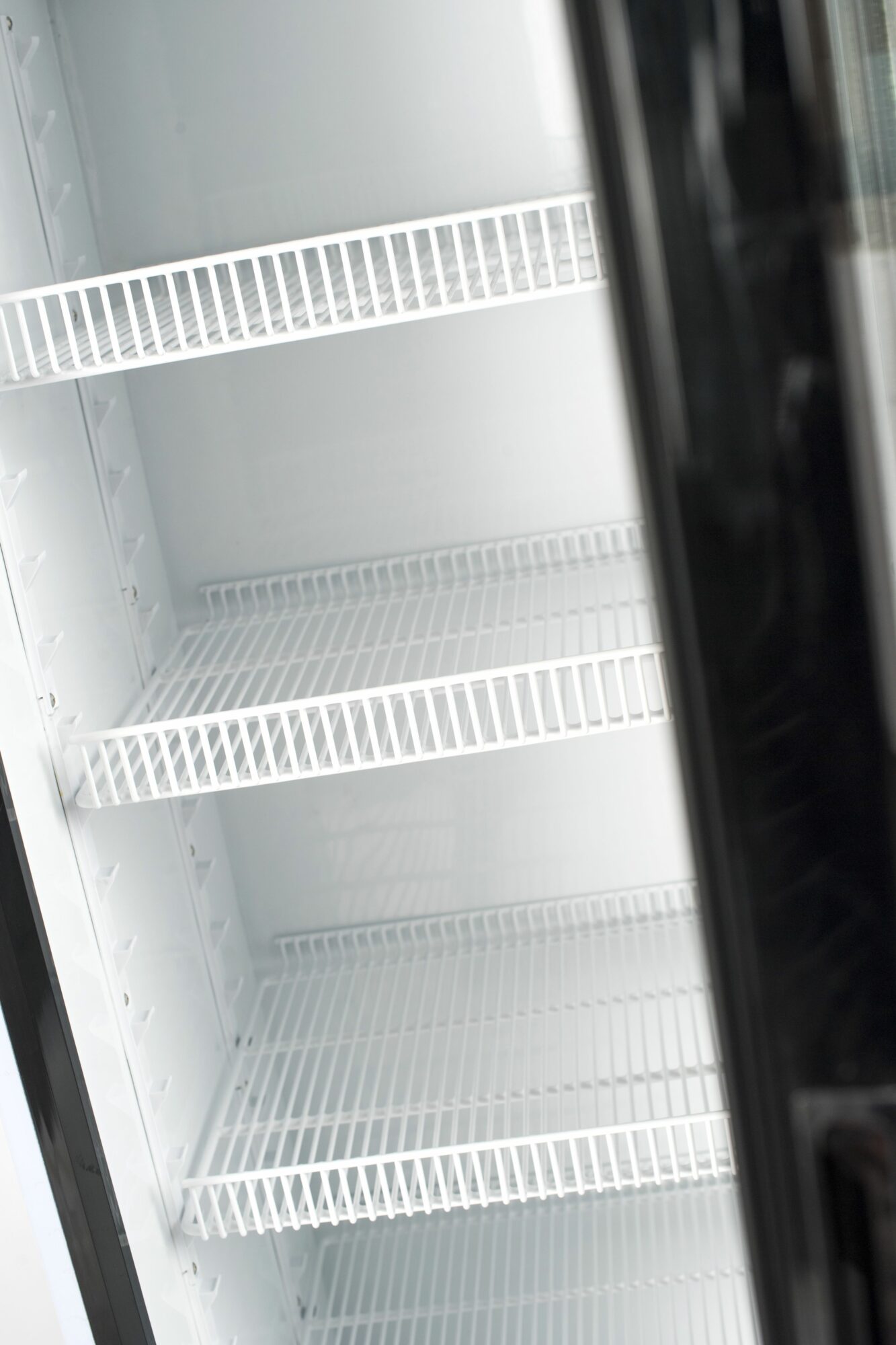 Réfrigérateur vitré 360 l vue de près