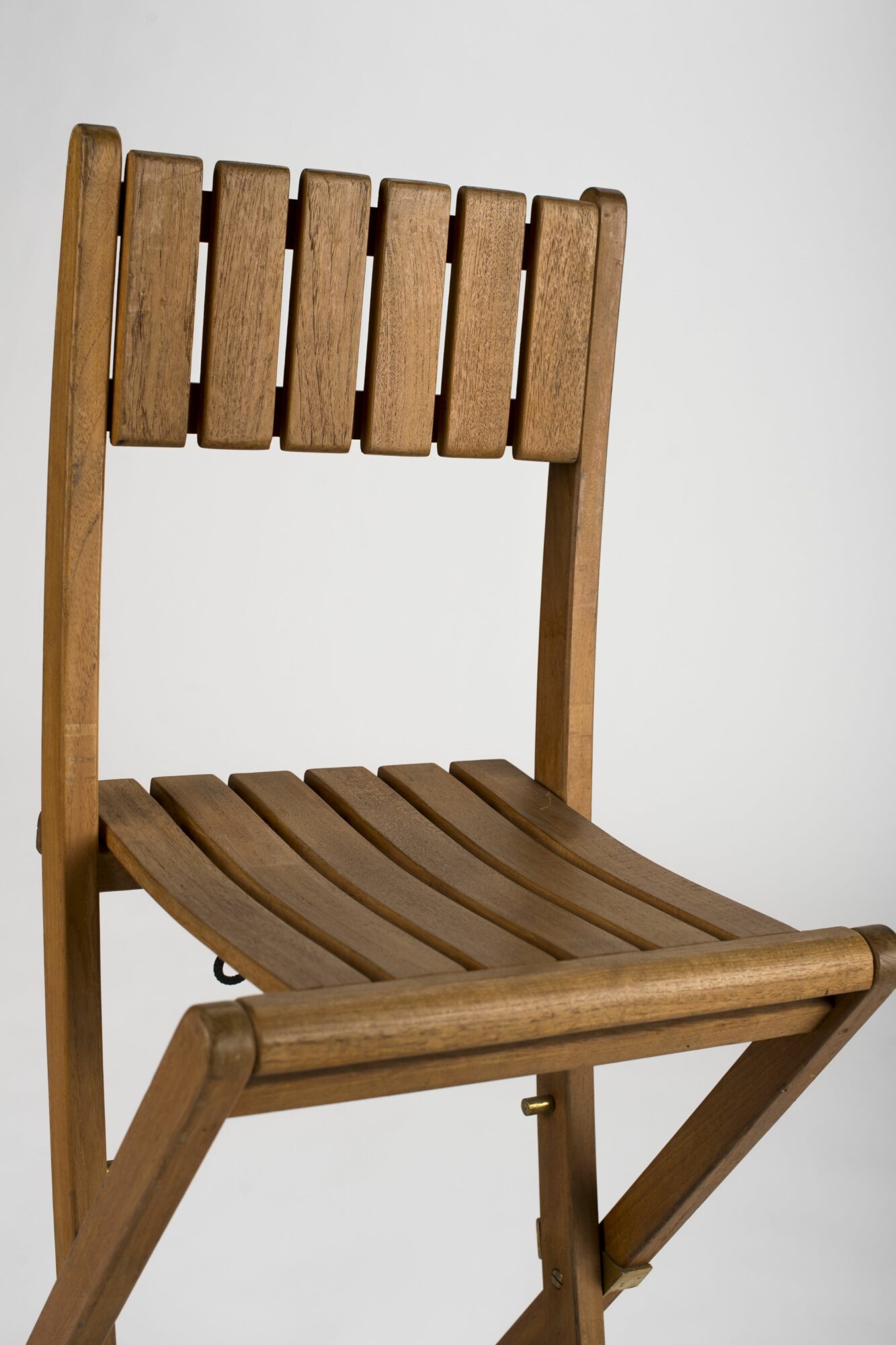 tabouret haut teck vue de près