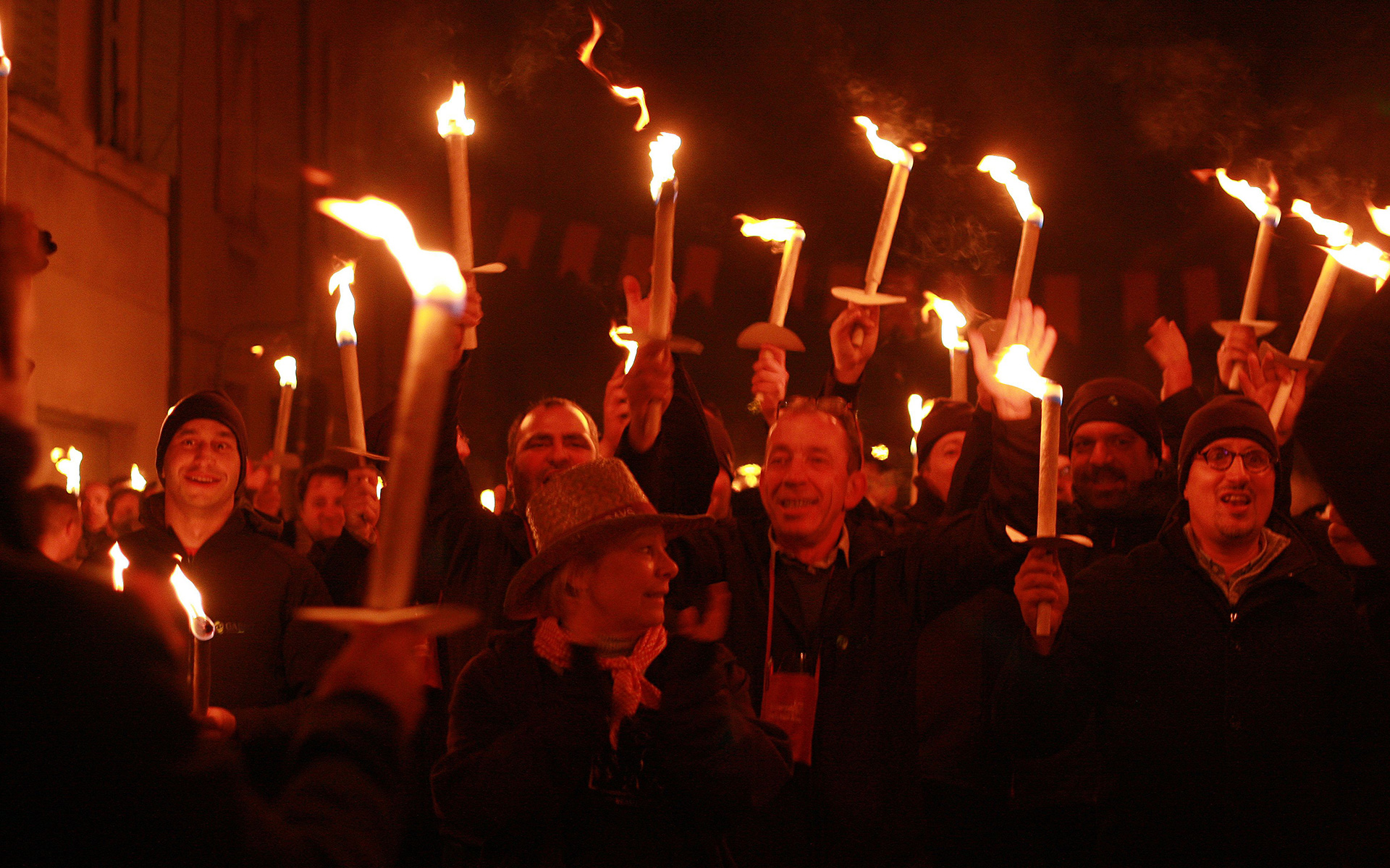 meetings_ldc_location_de_chapiteaux_sarmentelles_de_beaujeu_evenement_beaujolais_lyon_location