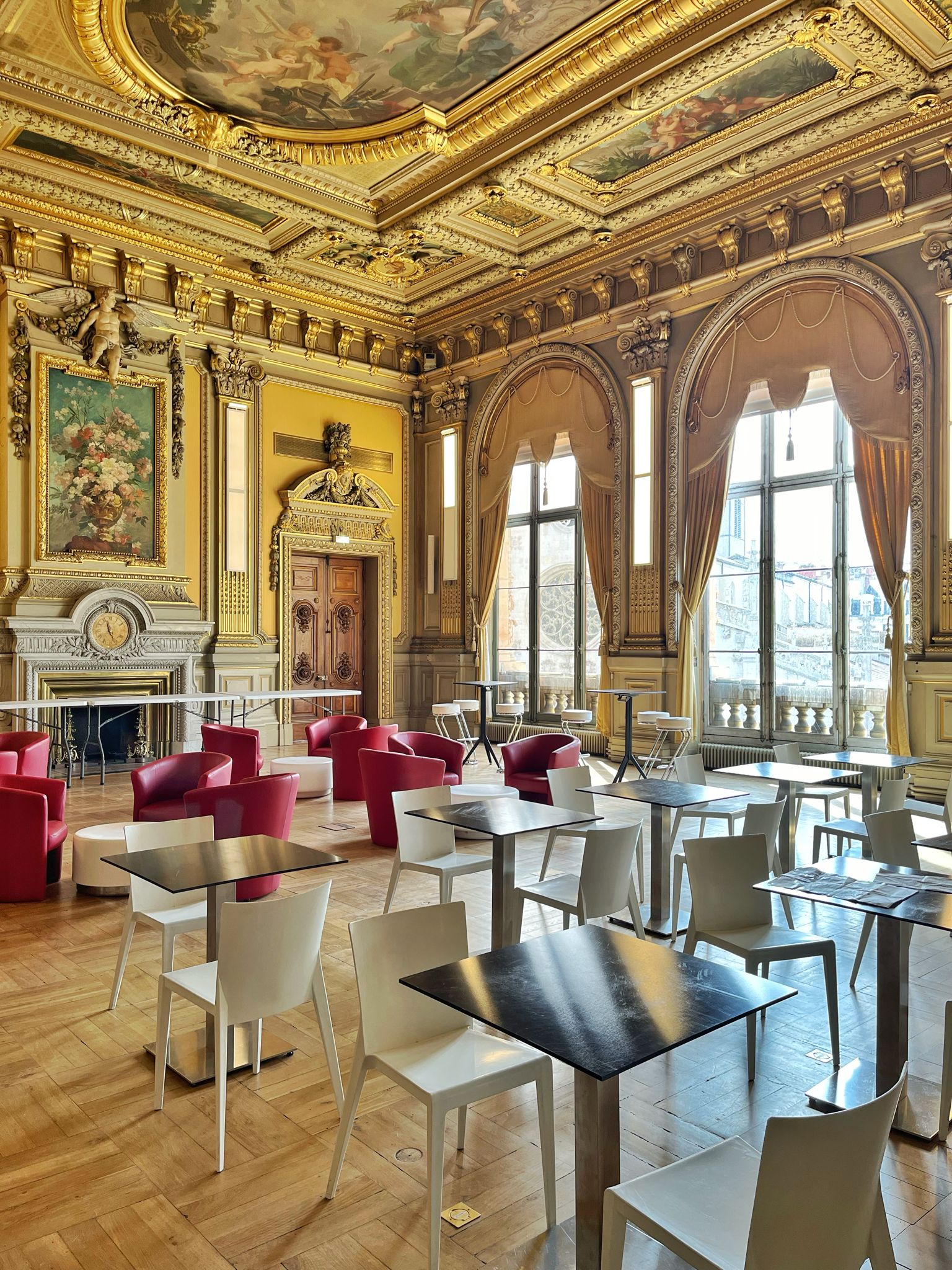 Quai du polar location mobilier lyon