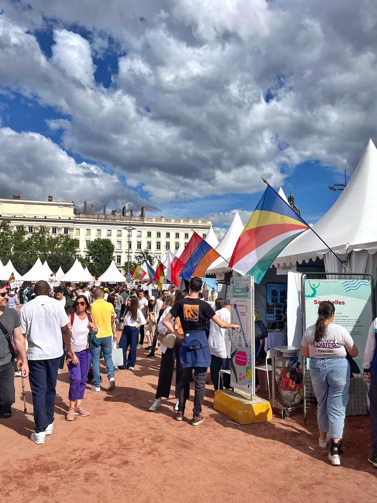 Fêtes consulaires - lyon 2024 - Meetings location mobilier