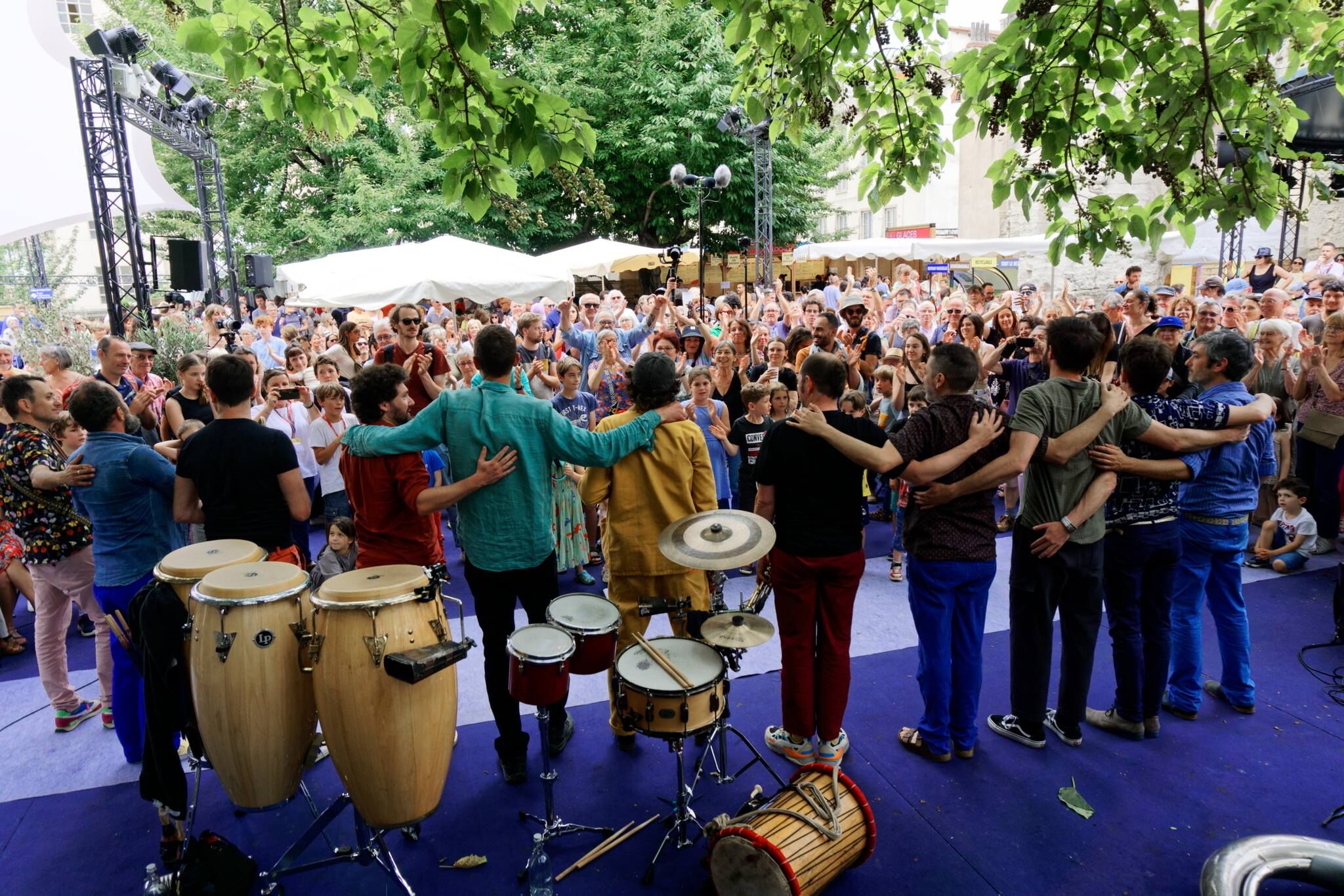 Jardin Cybèle JAV - Mobilier et moquette Meetings