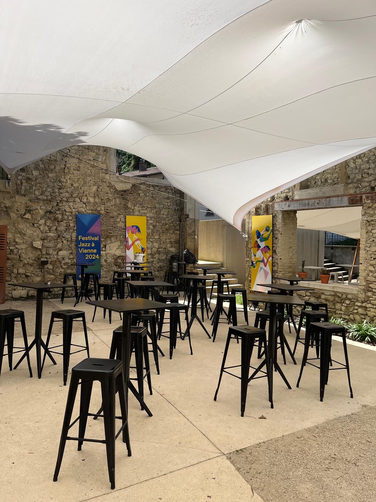 Jazz à vienne - Mobilier - Prestataires - Tolix